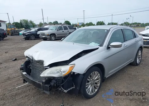 2011 Chrysler 200 Limited из США, поврежденный, VIN 1C3BC2FG7BN526765